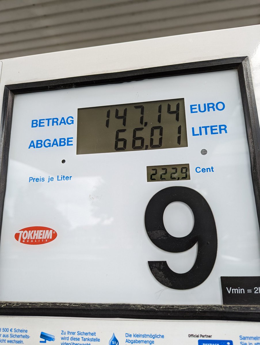 Lutz Mache tweet media