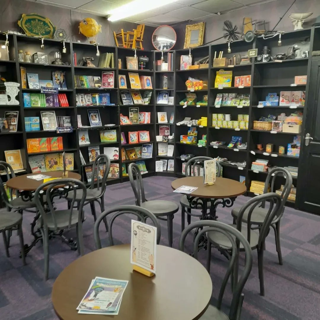 Doughadventures's tweet photo. Love, love, love this bookshop. A little gem in Bootle Strand @KingsleyandCo_ 

 #kidslovingbooks 
#childrensbookauthor
#lovereading 
#imagination 
#travel https://t.co/lfsraZRXMO