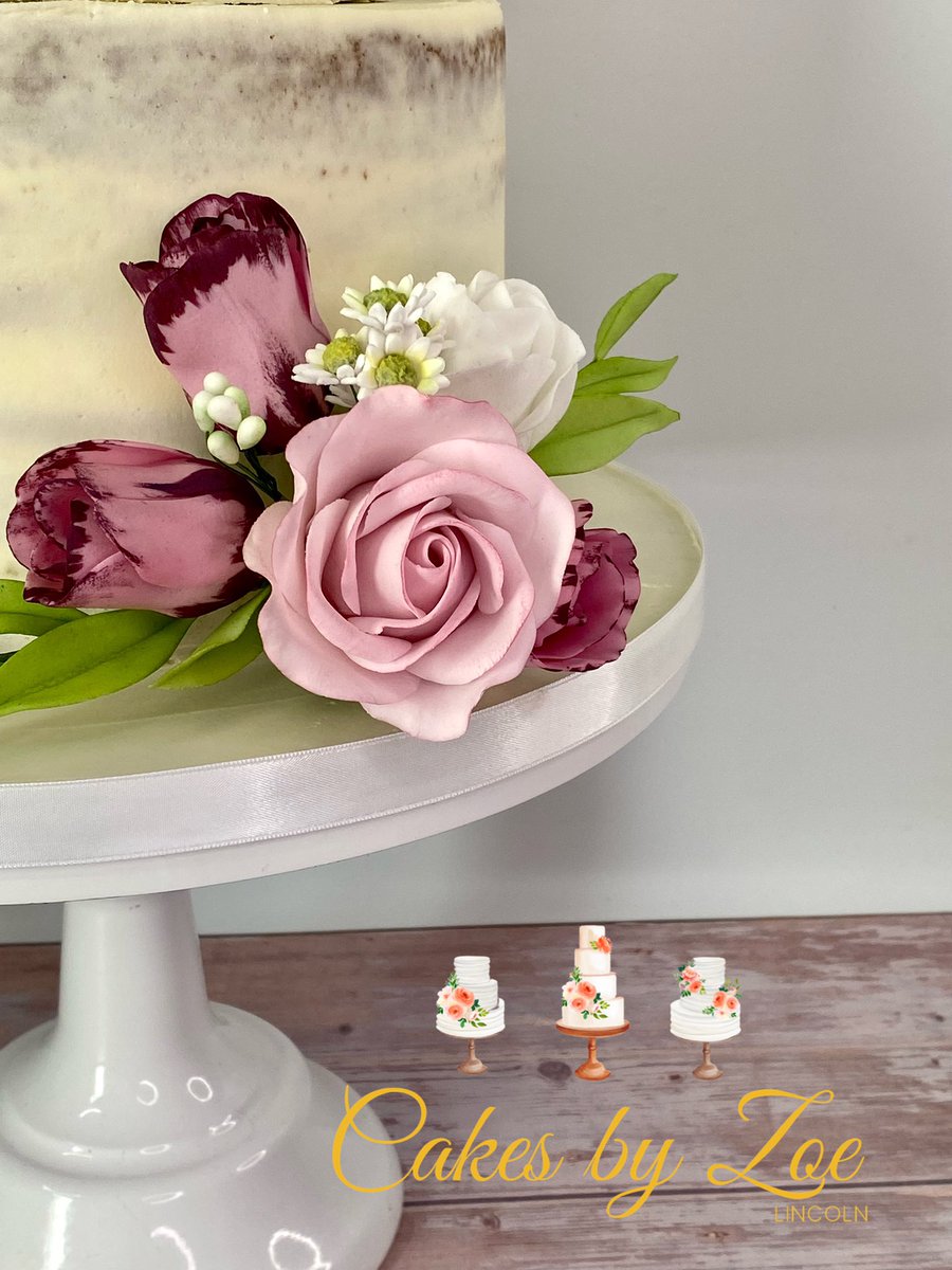cakesbyzoelinco's tweet image. I absolutely adore this colour scheme for a wedding 😍

#lincsconnect #teamlincswedding  #cakemakerlincoln #weddingcakelincolnshire #lincolnwedding