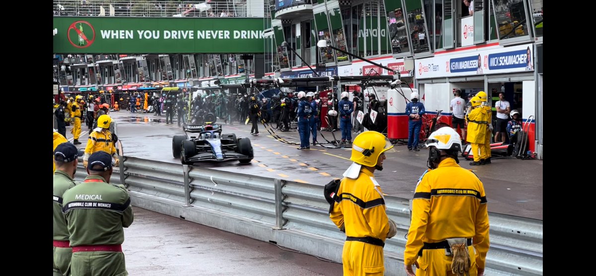 #GrandPrixMonaco #F1 2022 sous la pluie !  <a href="/ATIMRadio/">ATIM Radiocommunication</a> supervise les armoires électriques du circuit, des stands et paddocks. Réseau privé #LoRa avec gateway <a href="/ATIMRadio/">ATIM Radiocommunication</a> et devices #IoT ACW-DINRSM