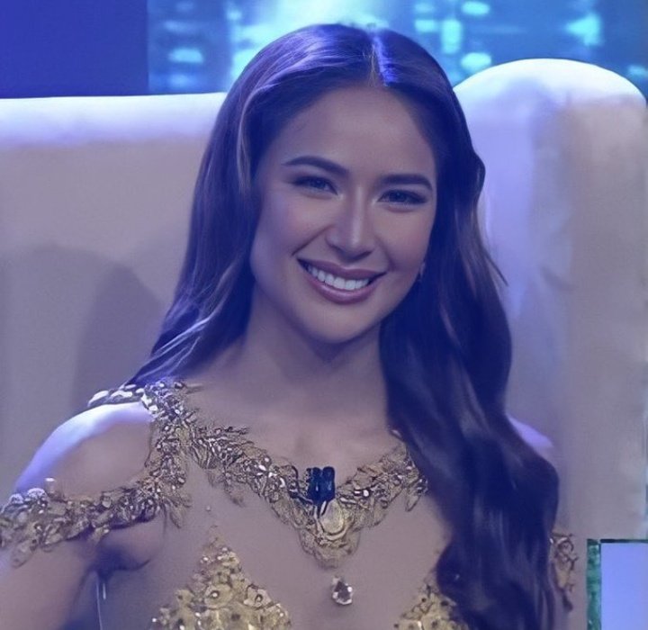 NotSamber's tweet photo. WE ARE YOU PROUD OF YOU, SAMANTHA! 🎉

Once again you've proven that a title doesn't make a true winner. In your own right, you've shown how deserving you are. From being one of the most underestimated and bashed housemates, we couldn't be any prouder of how far you've come. 🙏 https://t.co/VrTkyERgSR
