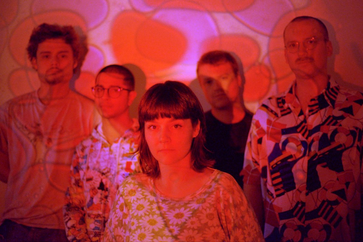 radioactive_mag's tweet photo. MOONPOOLS aus Basel (CH) liefern mit "Damaged Goods" den perfekten Dream-Pop / Indie-Rock-Mix für die Sommer-Hitlist und einen ersten Vorgeschmack auf die gleichnamige EP, die im August via Young and Aspiring erscheint. #damagedgoods #moonpools
https://t.co/i1LQmsuGYh https://t.co/R5H0EgstiV