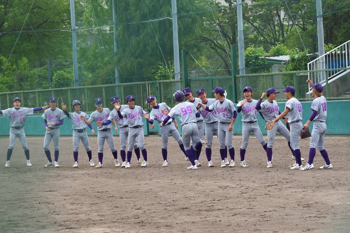 bukkyo_baseball's tweet photo. 【春季リーグ戦8試合】
2022.5.16

2回、#99山口 の先制ホームランで先制するもののその後守備のミスが重なり流れを掴むことができなかった https://t.co/VZZOjv0tHP