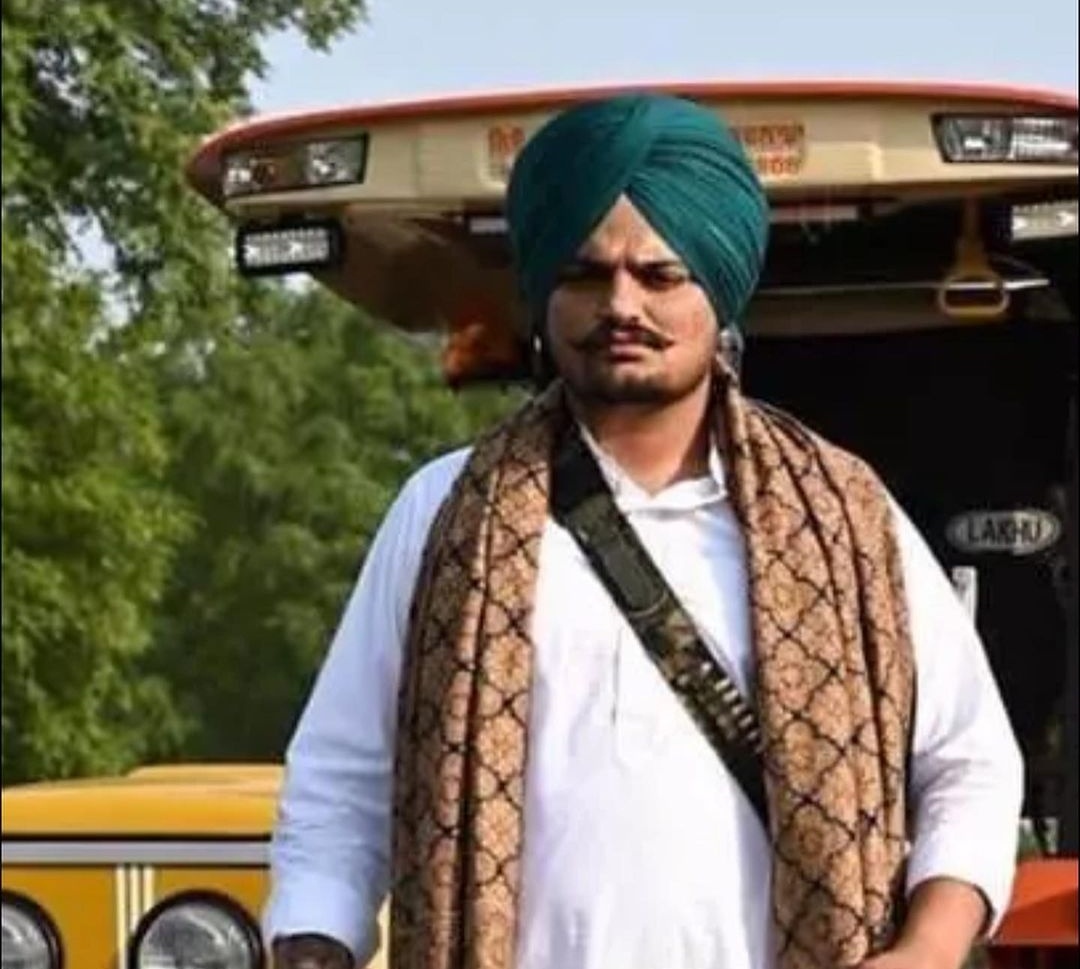 osman_writes's tweet photo. Singer Siddhu Mosey Wala Shot dead in Punjab🥺💔 https://t.co/WRCQLBVEDj