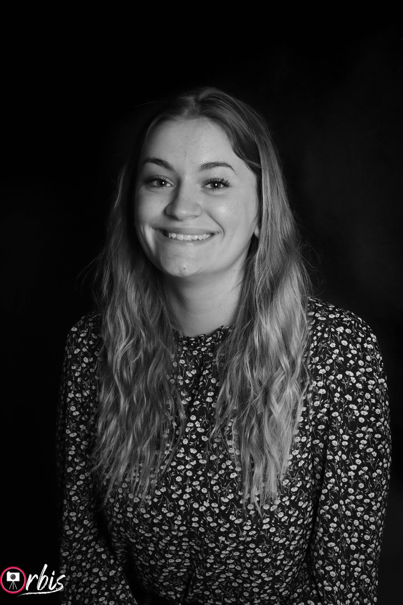 Léane tweet media