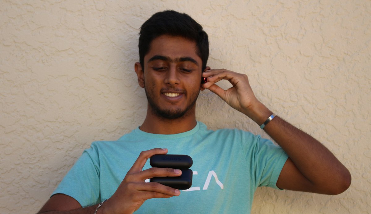 shenz63's tweet photo. Life sounds better with the @shure AONIC Free True Wireless Earphones! 😁
I've been using this incredible set of in-ears gifted to me by @WildandMarr for the past few weeks & they are absolutely incredible all-around! 🤌
#ad #shurewireless #aonicfree #soundextraordinary https://t.co/Rof5hXfux5