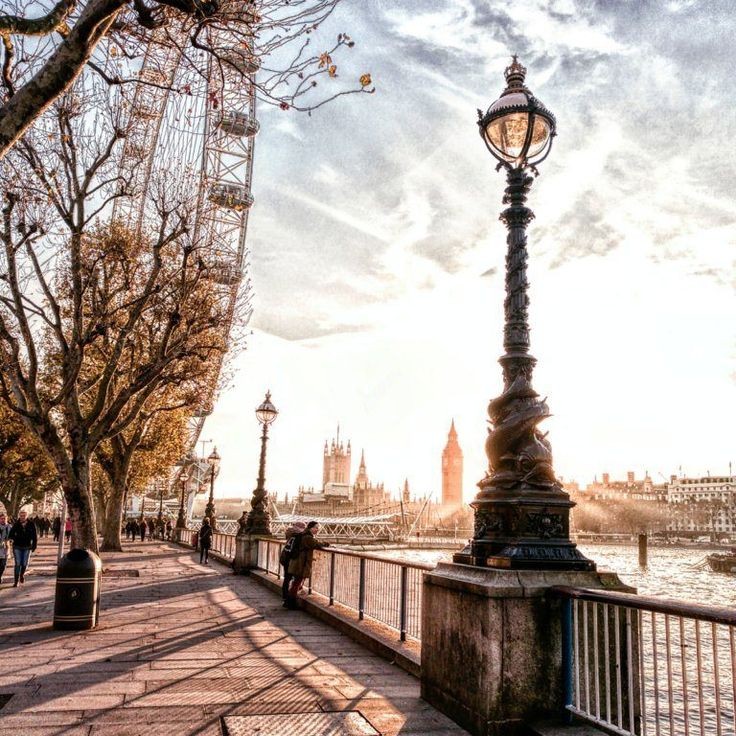 zych1ves's tweet photo. Enchanted, Enchanting
— a filo #2min au

What happens in London, stays in London. What happens to your heart? You bring with you. Everywhere. https://t.co/9yjrbhNVyW