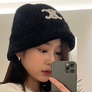 2kimzpics's tweet photo. 🧍‍♀️ https://t.co/ZbB74HVrZj
