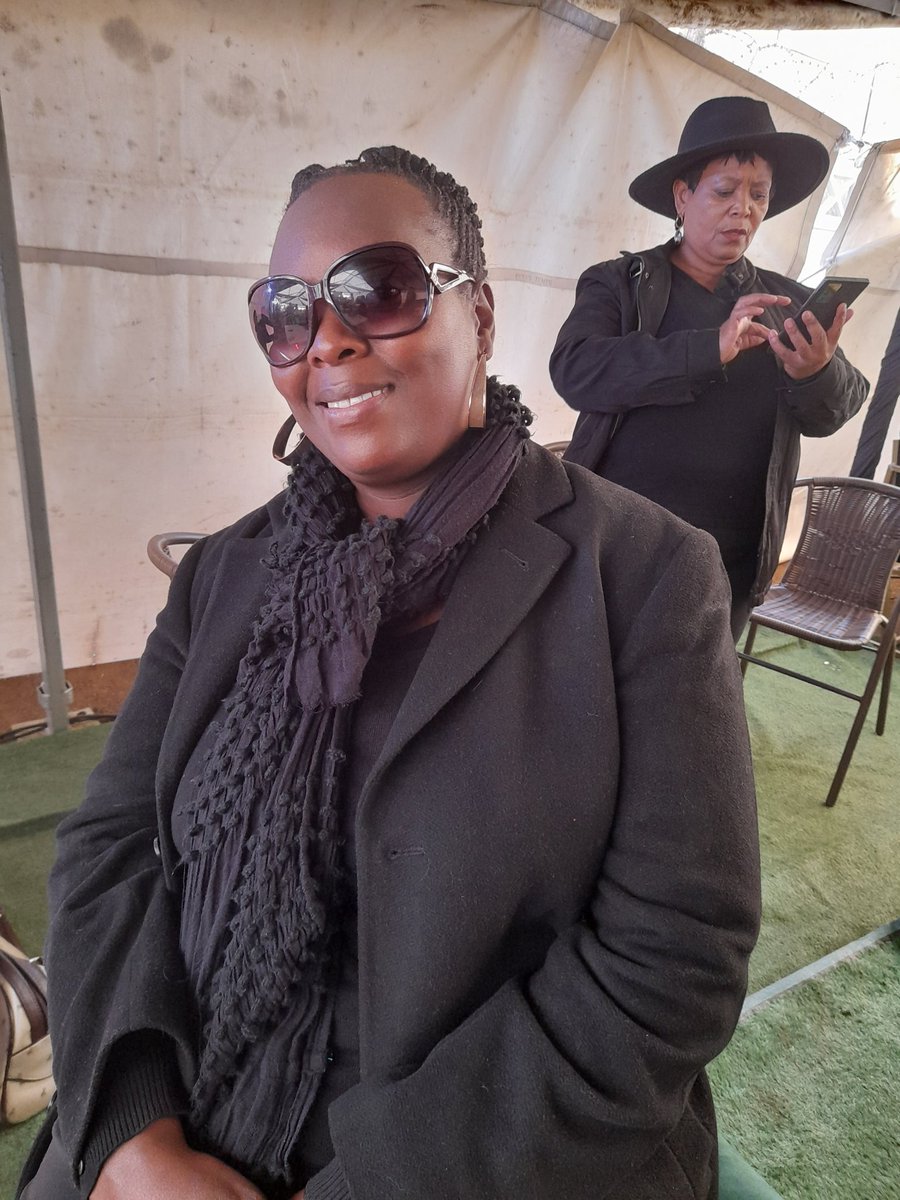 jozifm's tweet photo. We gather like this for a good cause under the umbrella of #Party4Life celebrating Dr. Mpho Mhlongo's birthday. The second leg of the 2022 edition. #ZolaThreePubAndGrill #PartyWithAPurpose #AllBlack #BlackByPopularDemand MM https://t.co/6aL8zD4dHx