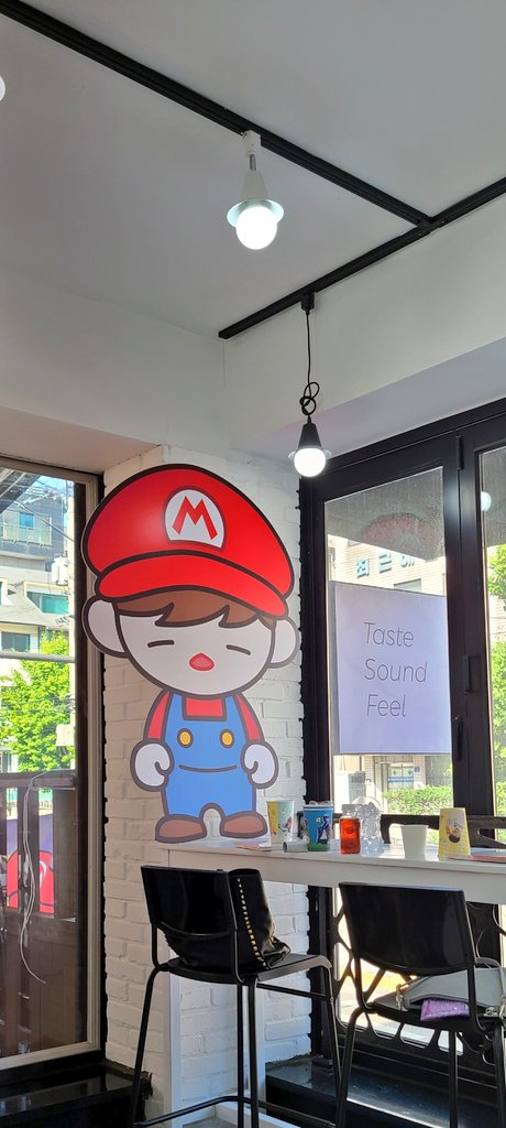 05270718_'s tweet photo. 슈퍼마리오, 빛을 밝혀줘 ٩(●'▿'●)۶
#Mario_Marble #재환이와_지구여행
#김재환 #KIMJAEHWAN https://t.co/qCKoSUfUZk