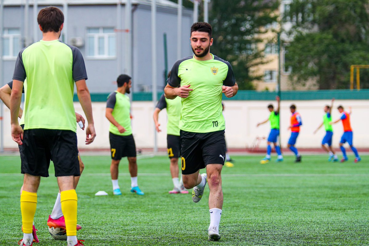 Готовы к матчу 🦅 

#Анжи #ДинамоАнжи