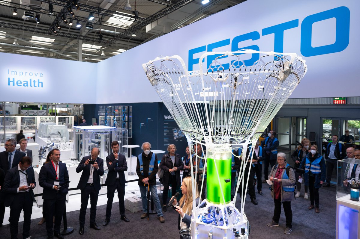 hannover_messe's tweet photo. #Robots, recycled bikes, AMRs, hydrogen factory, #exoskeletons, smart supply chains. What more could you ask for? That was the press highlight tour at #HM22. 👏 https://t.co/5clXH2rCQT