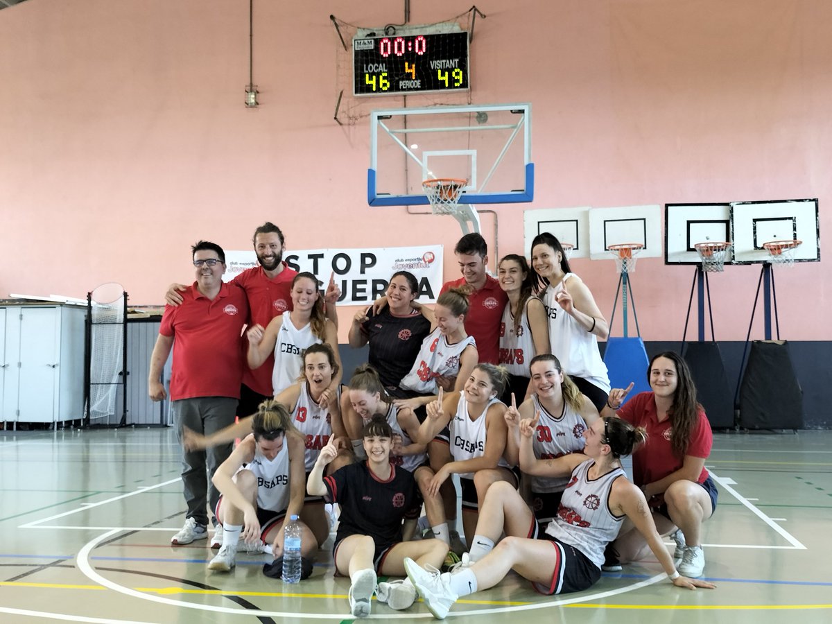 cbsaps's tweet image. 🏆💪🏀SOM DE PRIMERAAA!! 🖤❤️💙🤍El SFA @cbsaps guanya de 3 a camp del @cejlhospitalet i aconsegueix l&apos;ascens a 1a Catalana. Felicitats a l&apos;equip!! Gran temporada!

@sdespanyol @espanyolbasquet

#cbsaps #cbsaps_sdespanyol #poblesec #basquet #barcelona