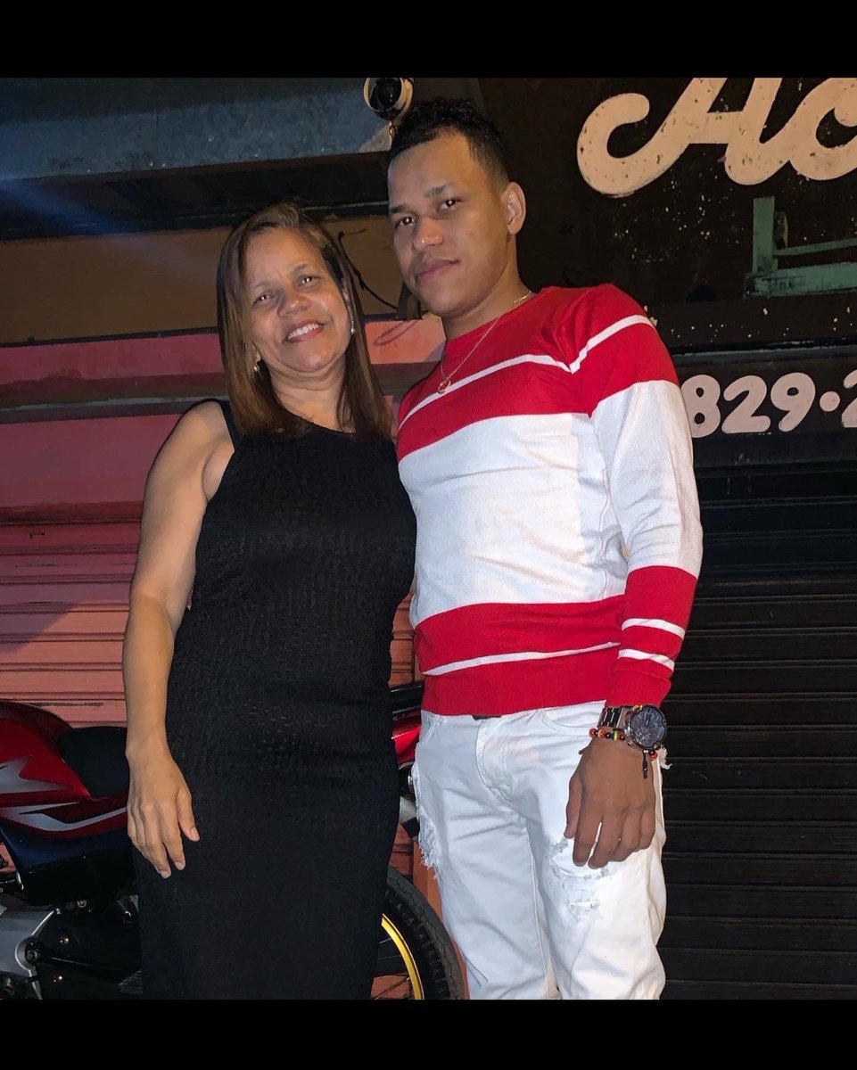elpoderoso14's tweet photo. #FelizDiaDeLasMadres DR https://t.co/Ov96pRoxRd
