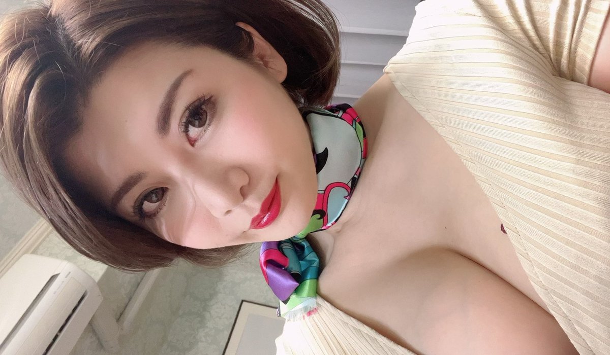 撮影Week💗推川らしく楽しみながら♪
今日は久しぶりにお会いすることができた
嵐山みちる監督さんに暖かいお言葉を
いただけて震えるほど嬉しすぎました🥺。
常に新しい刺激を求めることは大切✴︎