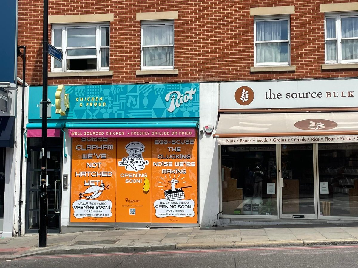 MaxSigns tweet media