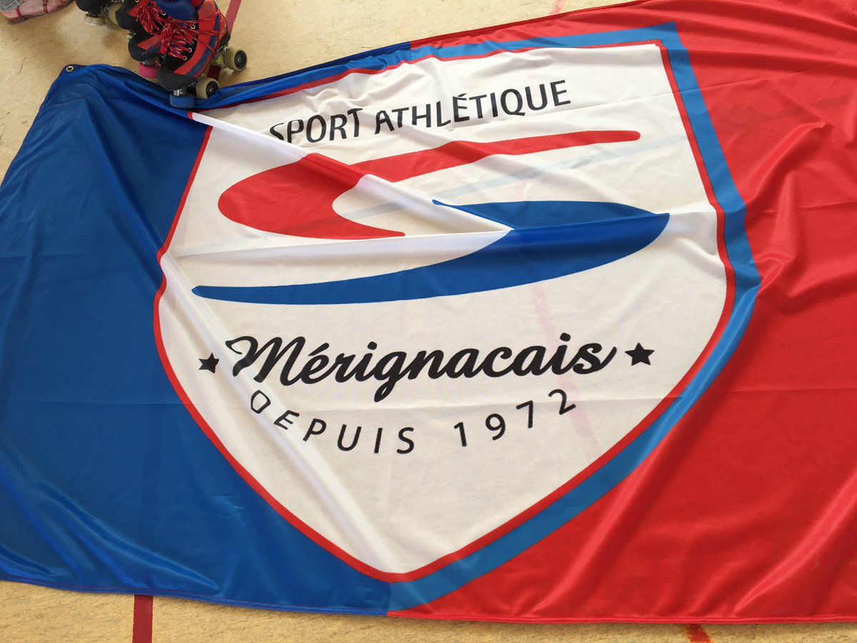 PatJean44's tweet photo. Remise des récompenses pour les rencontres de Rik-Hockey jeunes. #ALSS @stsebsurloire. @LeGendrePhili14 https://t.co/8F8obyS5c0