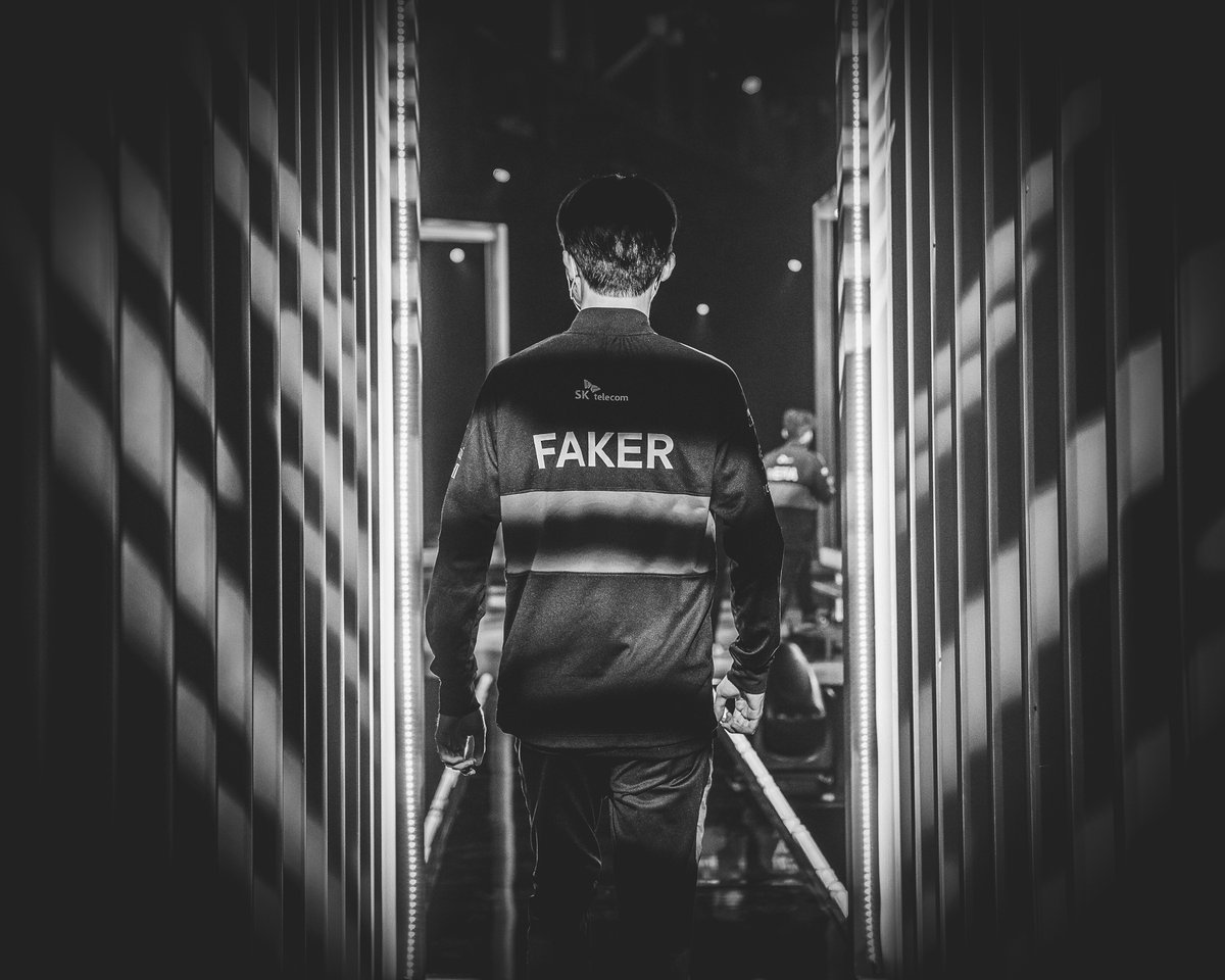 LoL Esports tweet media