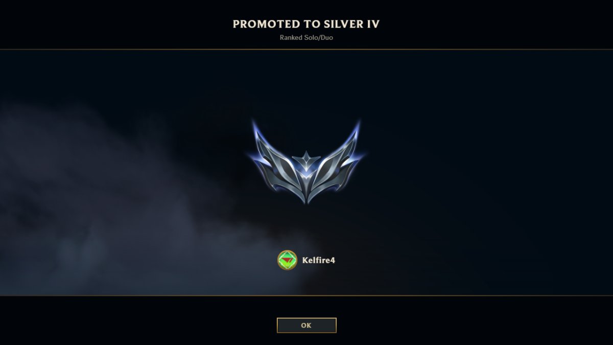 Kelfire4's tweet photo. I finally hit silver in #leagueoflegends this is just the beginning of my rise to fame #goals https://t.co/bhIdQeb63y