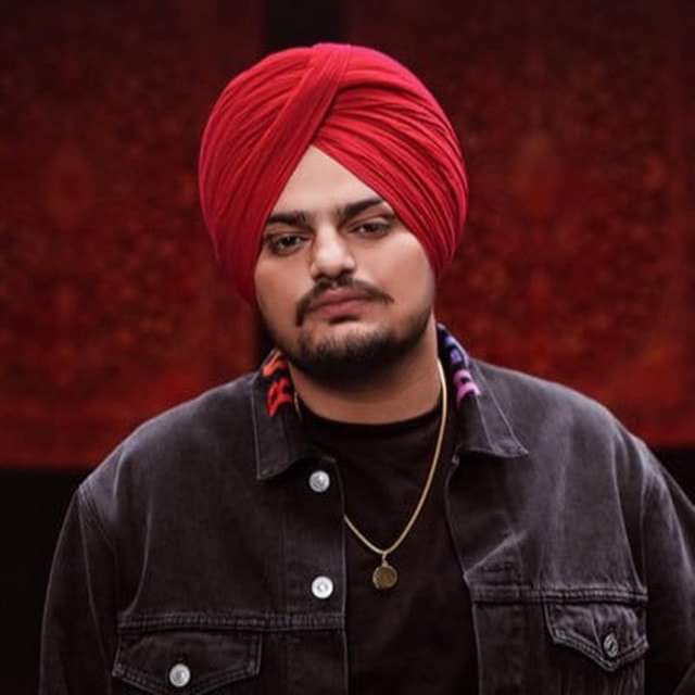 BKJASWANI370's tweet photo. Shocking! 
Punjabi singer Sidhu Moosewala shot dead at Mansa village, Punjab. RIP 🙏 https://t.co/aTFy3aJnOn