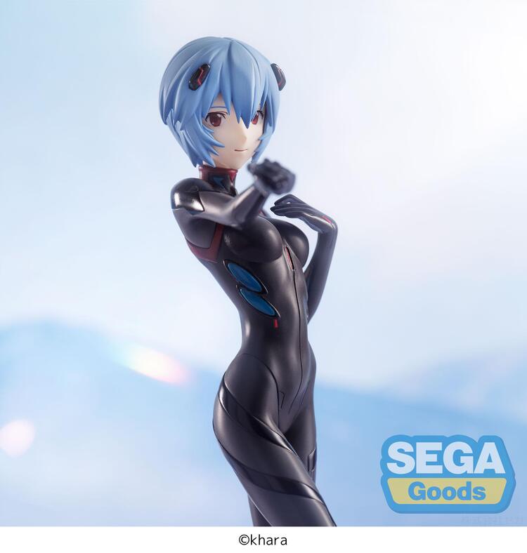 ElMundoShiro's tweet photo. La empresa #SEGAPrize anunció el lanzamiento de una #Figura de la línea #SPMFigure basada en el personaje #ReiAyanami de la franquicia "Evangelion", la cual será añadida como premio en distintas maquinas recreativas a partir del mes de Octubre. #EVANGELION. https://t.co/0rombNyvXZ