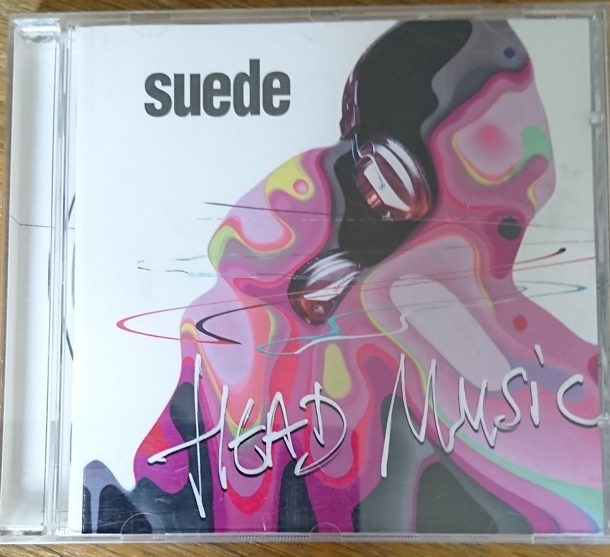 rsroestar's tweet photo. Gister nog op tv, vanavond in @nachtplaten #Suede met het album #HeadMusic 🎸😎 #EverythingWillFlow https://t.co/W8o0j9Zy1k