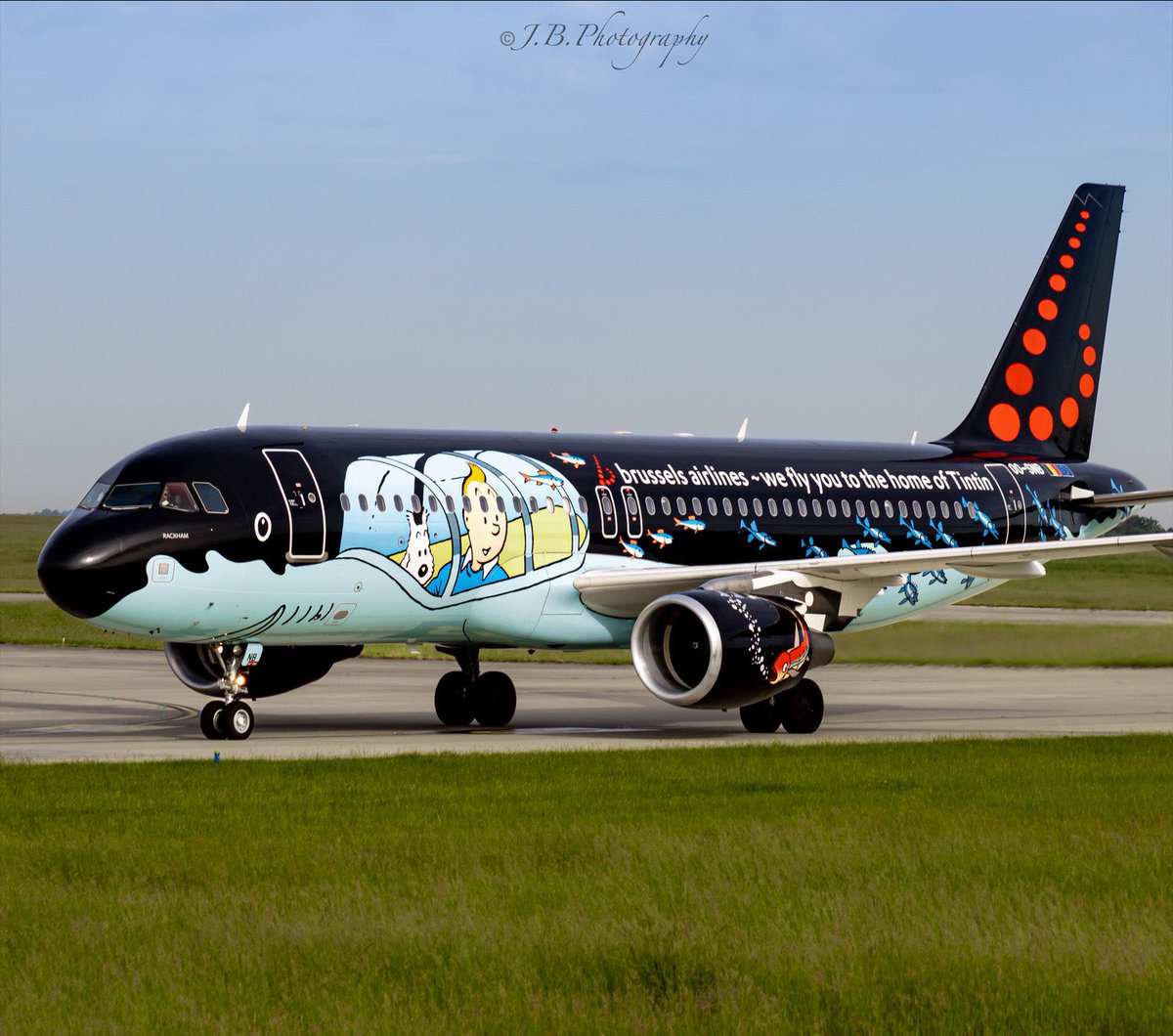 Av1ation__'s tweet photo. #Tintin is a world famous character from Brussels, and a true ambassador of Belgium 🇧🇪 . #Brusselsairlines  has a long tradition of representing the best of Belgium to the world. Here the #OOSNB "RACKHAM" https://t.co/uBcZbWJdDq