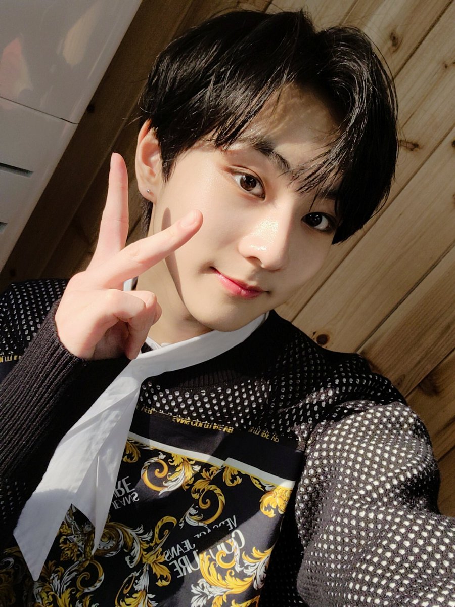 aisee_min's tweet photo. #ENHYPEN #JUNGWON 

Спокойной ночи 💓💓 https://t.co/HWSP9Di5EG