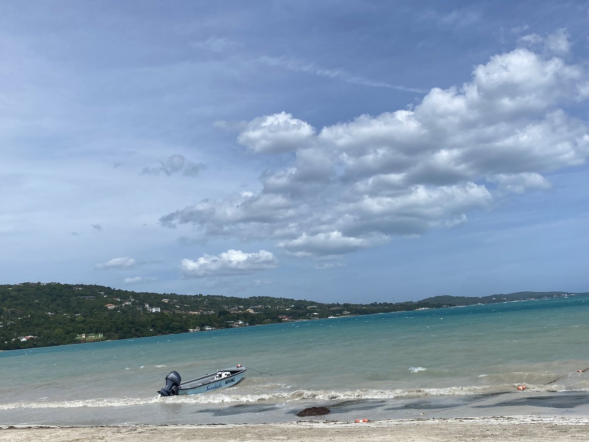 SallyGinn's tweet photo. @spann Sandal South Coast in Jamaica today ☀️🏝 https://t.co/mAcXmgDT6W