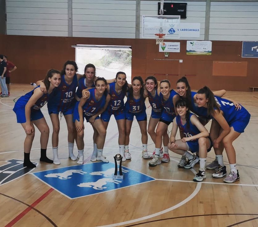 🏆🥈El Junior ‘B’ SOTS-CAMPIÓ de Catalunya Junior Femení 1r Any en caure a la final davant el <a href="/LimaHortaBasket/">Lima Horta Bàsquet</a>.

👏🏻Enhorabona

🔵🔴#ForçaBarça