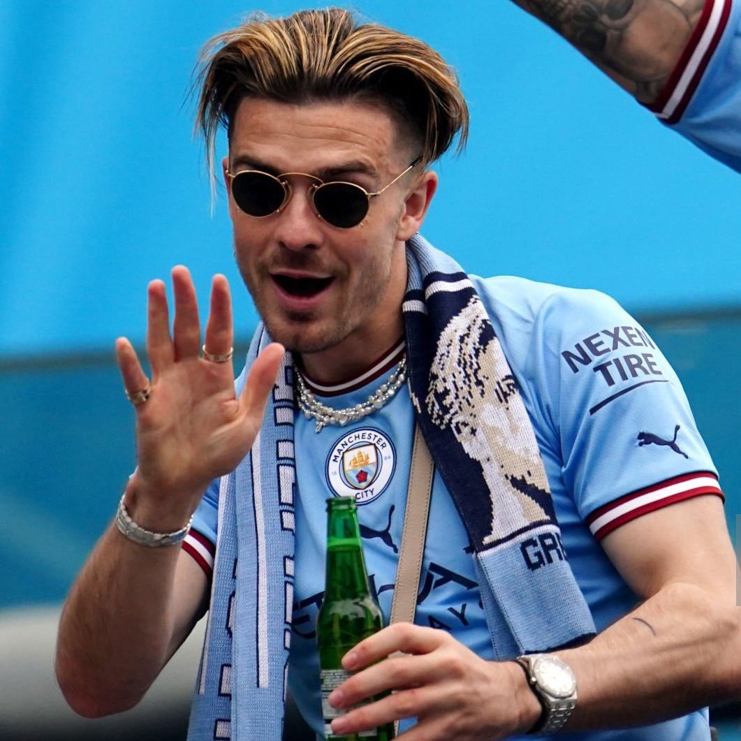 grearglish's tweet photo. BUENAS soy una cuenta que banca al estereotipado Jack Peter Grealish y al club de petrodólares que es dirigido por el pelado gagá con serios problemas orgasmicos. Se agradecen sus RT y follows https://t.co/8t6NG8nbxd