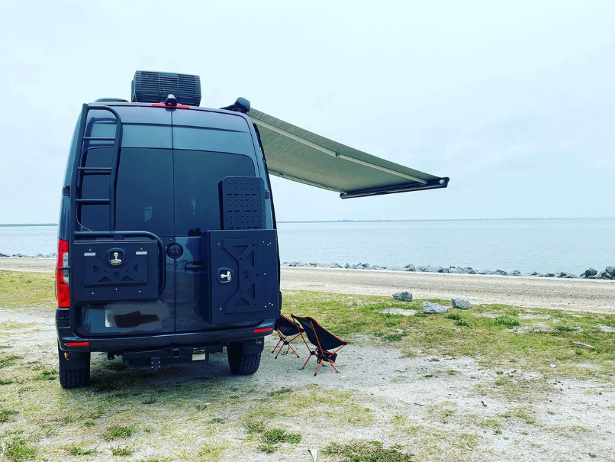 ThorMotorCoach's tweet photo. π₯π Beautiful view of the Gulf of Mexico!
π· courtesy @lethalalchemy
Sanctuary: https://t.co/zGX0r97MEQ
#tmchappycamper #thormotorcoach #vanlifeadventures #campervans #classbrv #rvadventures #vanlifestyle #florida #sunshineskywaybridge https://t.co/1t4ykxkKo2