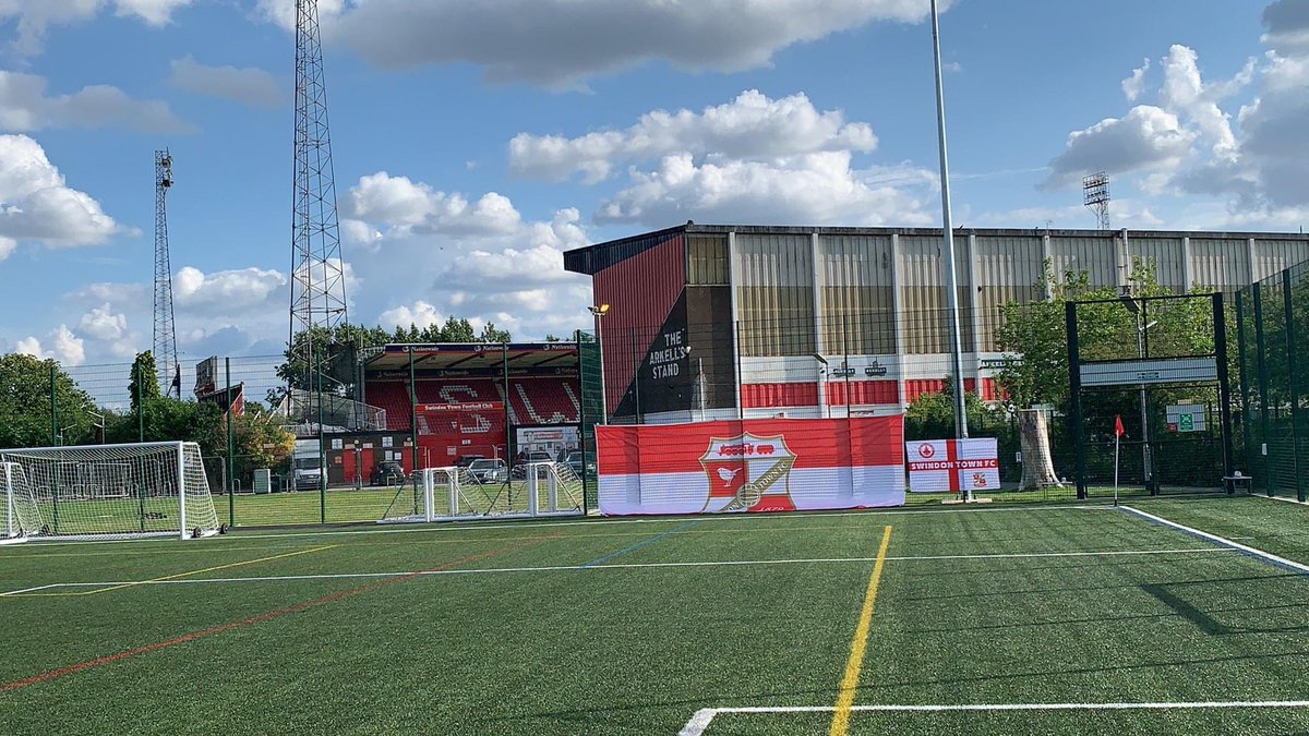 STFCfoundation's tweet photo. ⚽️HALF TERM FOOTBALL?⚽️

We have pitch availability this week during the following times.

TUESDAY: 6-9:30pm
WEDNESDAY: 5-9:30pm
SUNDAY: 1-4pm

To book email gary@stfcfoundation.com or call 01793 421303. #halftermfootball #ProudToBeSwindon 🔴⚪️ https://t.co/LhjrRLpQWy