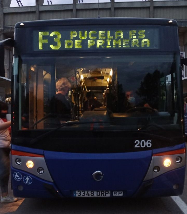 AuvasaVLL's tweet photo. 📢 El @realvalladolid es equipo de PRIMERA DIVISIÓN 

😃 ¡Enhorabuena!

🚍 Retrasamos la salida de las #LíneasF https://t.co/cGffoKe14I