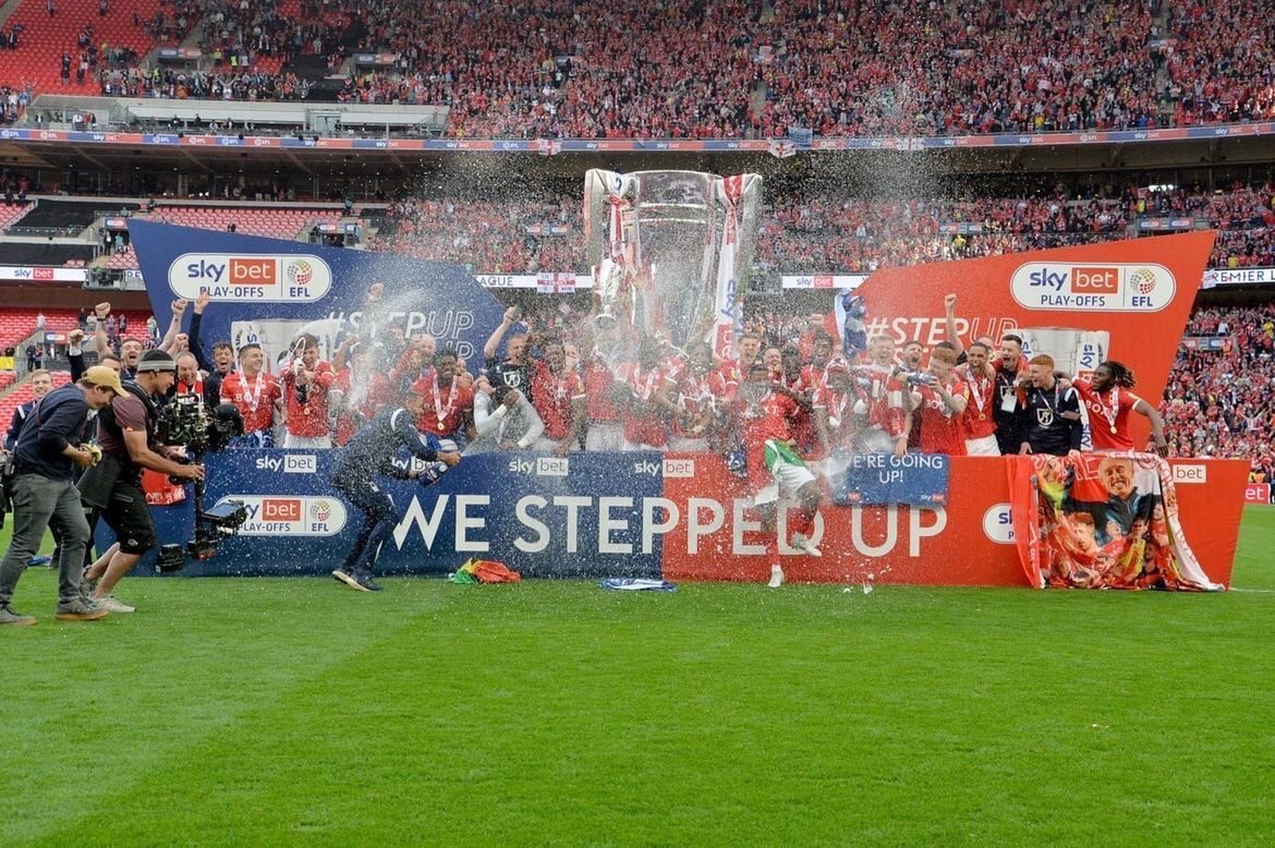 maxnffc_'s tweet photo. say nothing just retweet #nffc https://t.co/y6I8uvQtnI