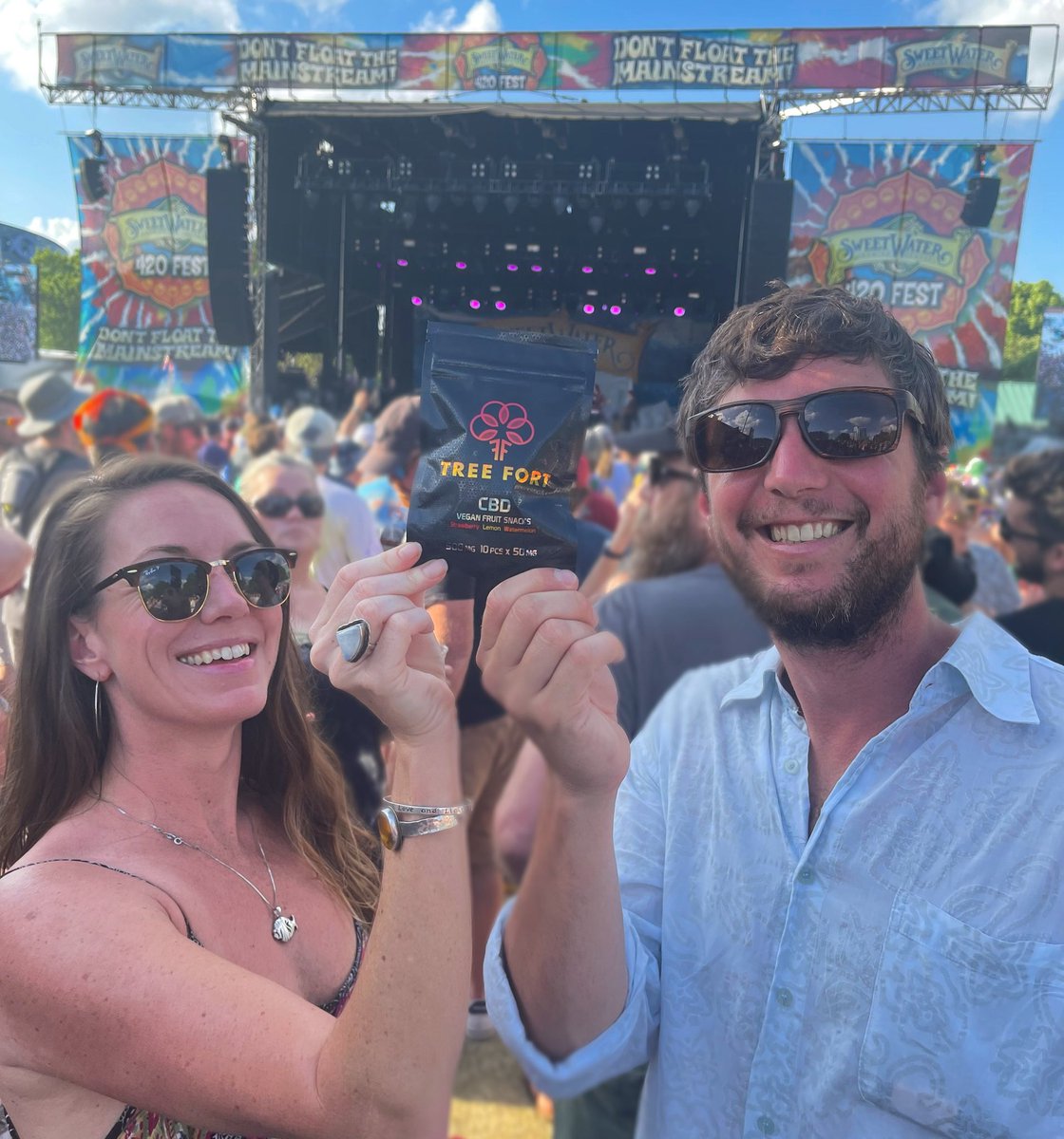 treefortfarms's tweet photo. 𝘼𝙧𝙚 𝙮𝙤𝙪 𝙧𝙚𝙖𝙙𝙮 𝙛𝙤𝙧 𝙛𝙚𝙨𝙩𝙞𝙫𝙖𝙡 𝙨𝙚𝙖𝙨𝙤𝙣?! 𝙏𝙖𝙠𝙚 𝙏𝙧𝙚𝙚 𝙁𝙤𝙧𝙩 𝙬𝙞𝙩𝙝 𝙮𝙤𝙪 𝙩𝙤 𝙛𝙚𝙚𝙡 𝙮𝙤𝙪𝙧 𝙗𝙚𝙨𝙩 𝙖𝙣𝙙 𝙚𝙣𝙟𝙤𝙮 𝙩𝙤 𝙩𝙝𝙚 𝙛𝙪𝙡𝙡𝙚𝙨𝙩! 💃💚🕺
Use Code 𝗙𝗘𝗘𝗟𝗚𝗢𝗢𝗗𝟭𝟱 for 15 % discount https://t.co/905uBikHYp
#cbdedibles #CBD https://t.co/T3BPLK2Q0r