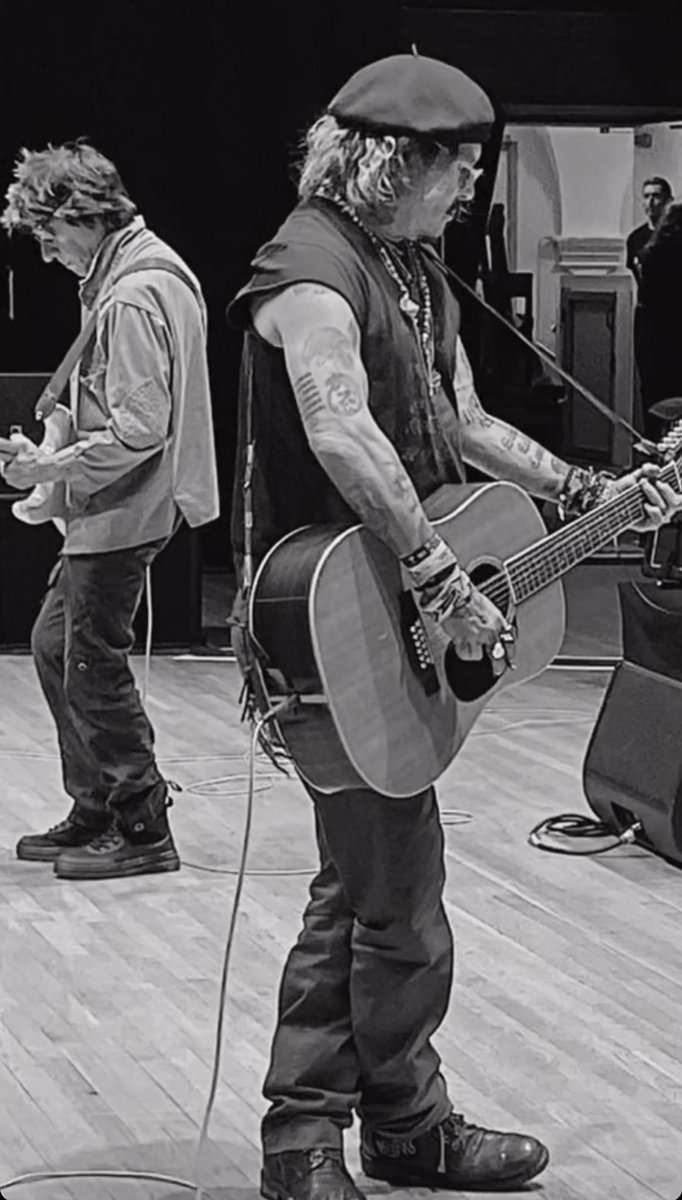 GellertDepp's tweet photo. Johnny Depp is straight back to doing what he loves, as he should be 😭❤️ https://t.co/5QBKQhyjYi