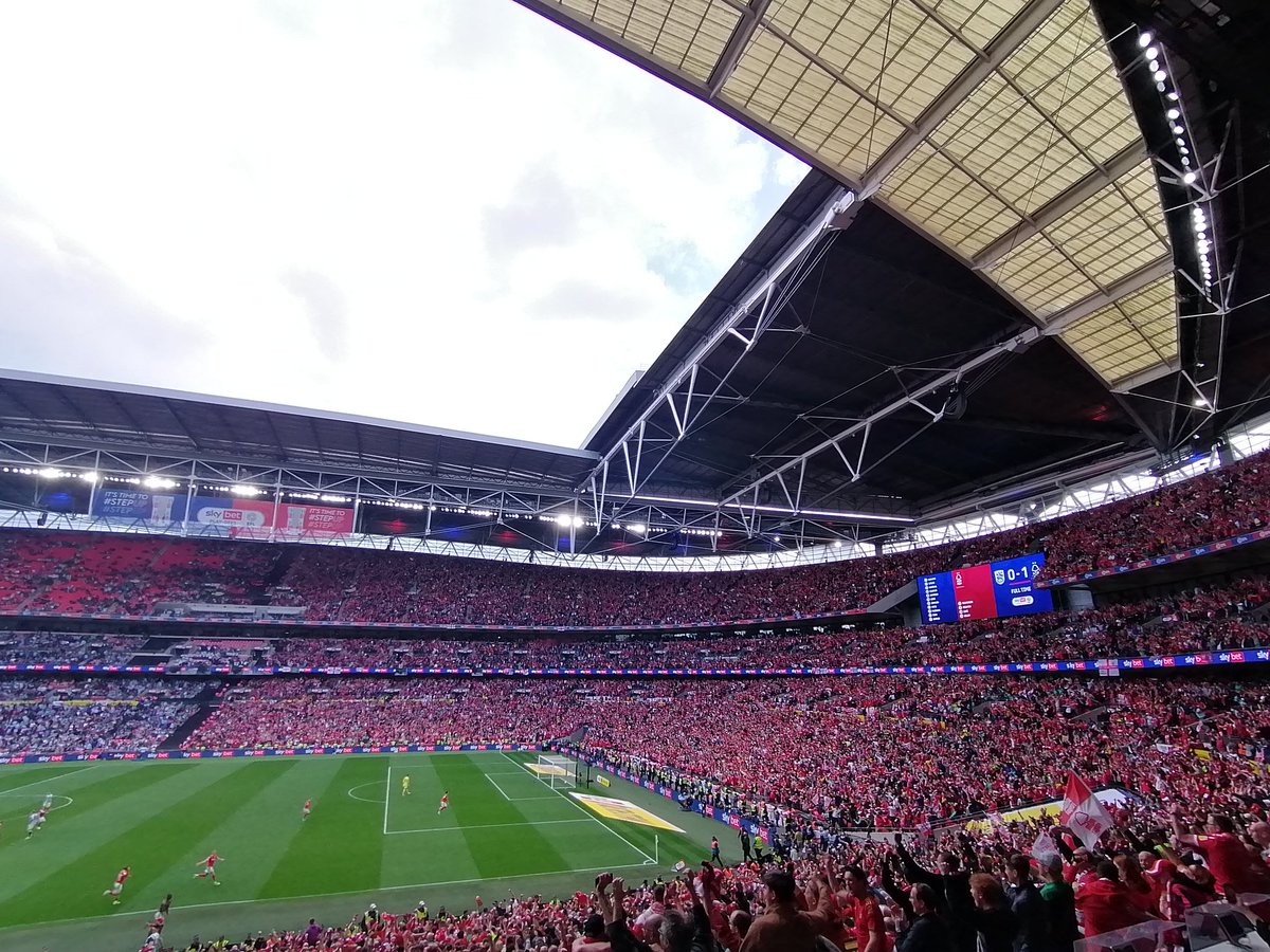 Notts_TV's tweet photo. Notts TV will broadcast a celebration of Forest’s famous promotion to the Premier League tomorrow when a special event is held in Old Market Square.

🗒️More info: https://t.co/WlvJn7Bn6D https://t.co/hPYWnhBlbs
