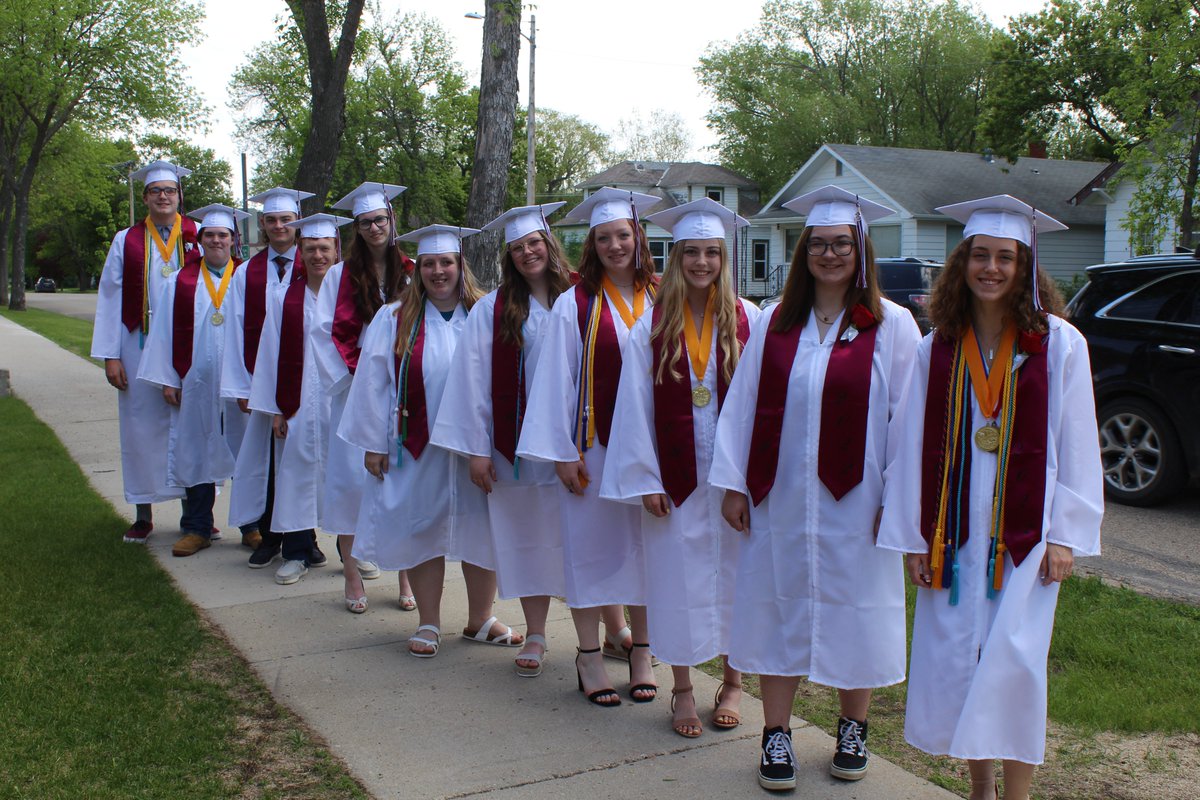 EHSCards's tweet photo. Congratulations, Class of 2022! You did it!
#CardinalPride https://t.co/D5gWx6xxt0