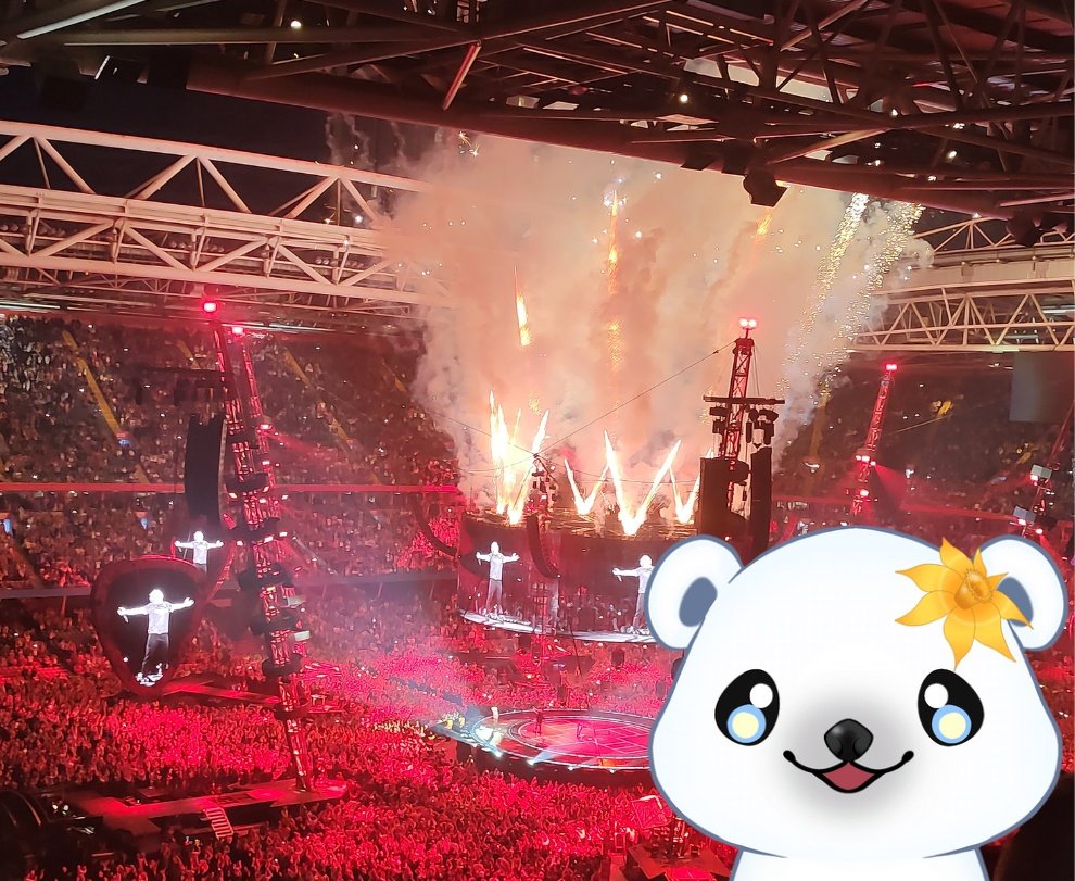 RoriVT's tweet photo. Busy weekend for this bear !π»ββοΈ Lazy, sleepy day today trying to regain some energy.. π€ But hoping to stream tomorrow π #mychemicalromance #MCRCARDIFF #EdSheeran #EdSheerancardiff #Vtuber #ENVtubers #VTuberEN https://t.co/i3kkio3cWQ