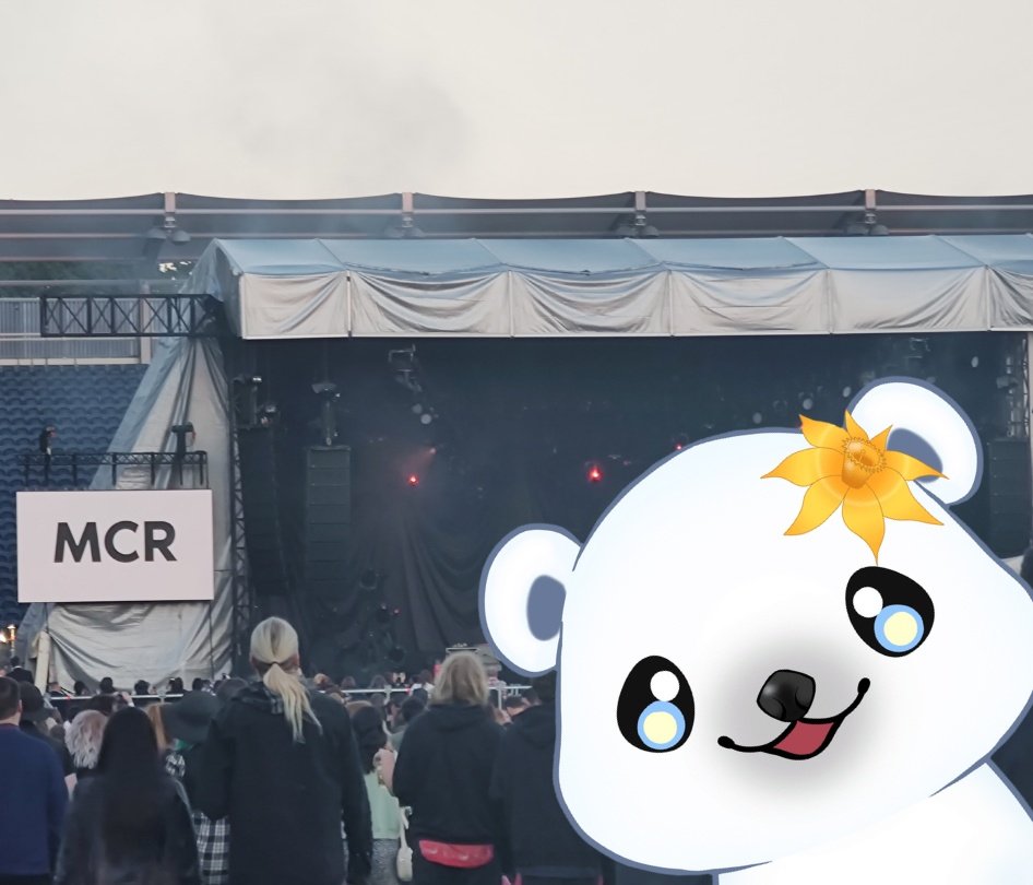 RoriVT's tweet photo. Busy weekend for this bear !π»ββοΈ Lazy, sleepy day today trying to regain some energy.. π€ But hoping to stream tomorrow π #mychemicalromance #MCRCARDIFF #EdSheeran #EdSheerancardiff #Vtuber #ENVtubers #VTuberEN https://t.co/i3kkio3cWQ