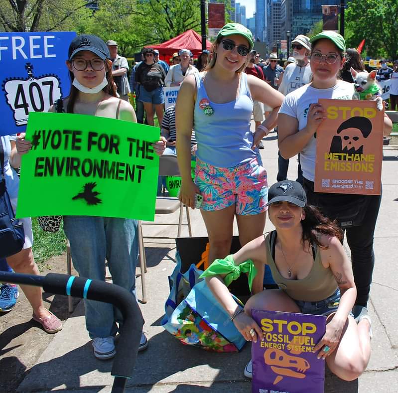 AliceXiaZhu's tweet photo. Vote for a government that will preserve Ontario’s foodlands and not pave over the greenbelt.  #ONvotes #ONelx https://t.co/VXrXp0vwX5