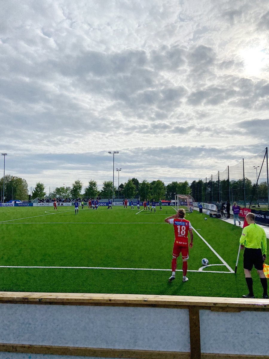 nthorshaug's tweet photo. Fotballuka kort oppsummert: litt Obos, CL-finale og eliteserien. ✅😮‍💨 https://t.co/kEauteKqJN