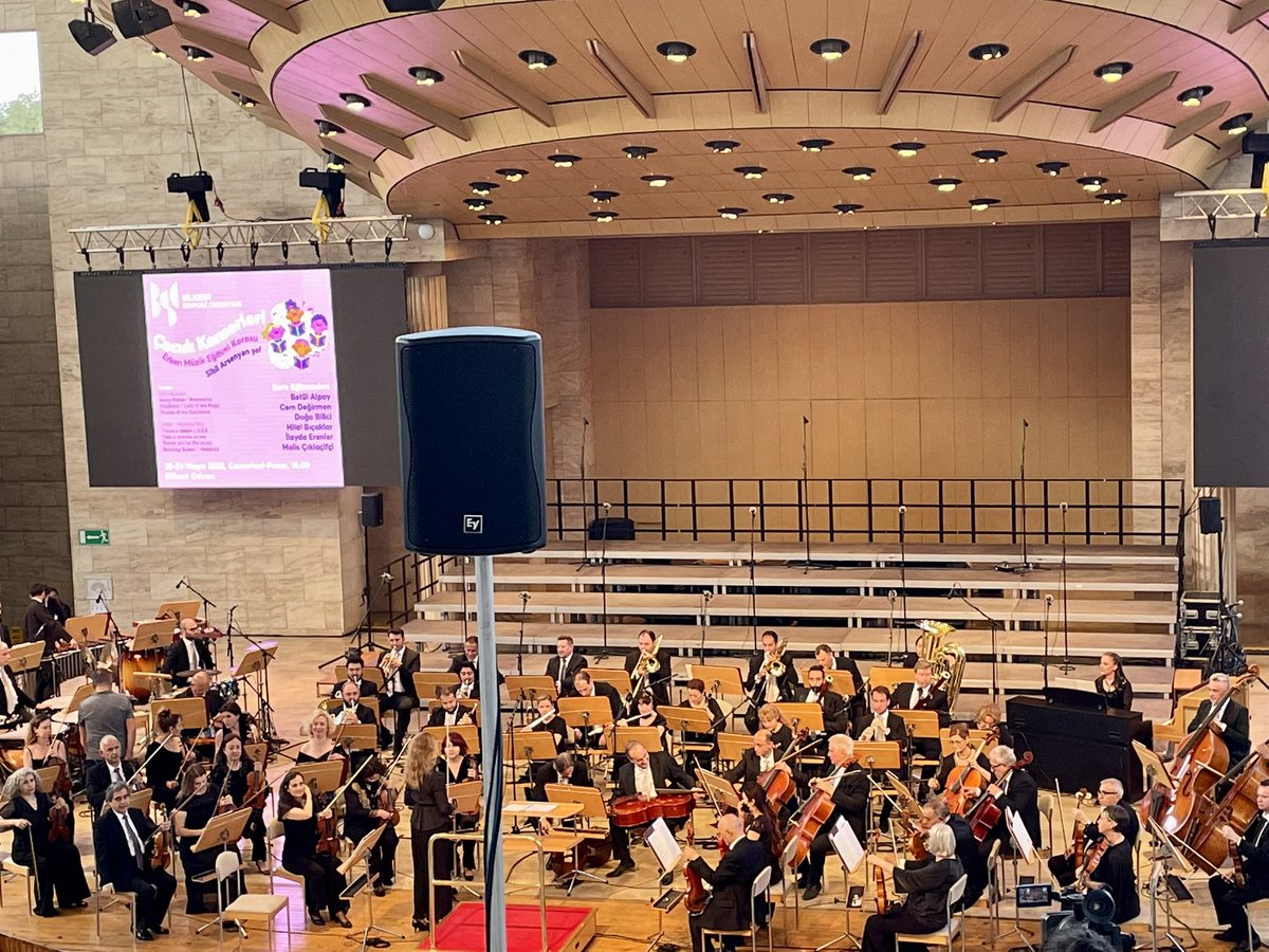 drismetdemirkol's tweet photo. Bilkent Senfoni Orkestrası Yaz Konserleri @bilkentsymphony #BilkentOdeon https://t.co/JgdTZYllyA