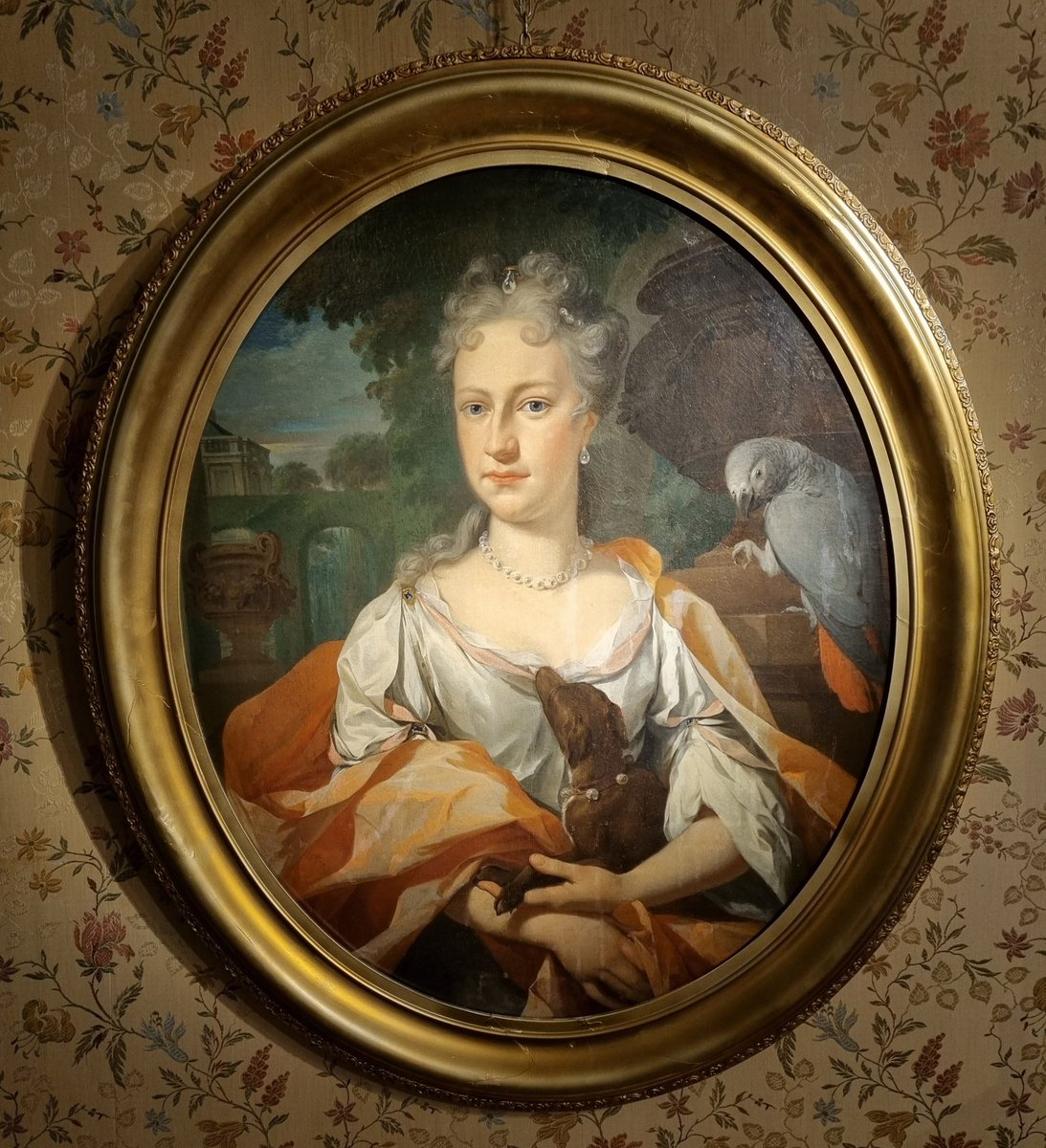 loek_zoon's tweet photo. Deze grauwe zondag leende zich uitstekend voor een bezoek aan het @WestfriesMuseum in #Hoorn!
#goudeneeuw #Holland #schuterij #regenten #Foreest #geschiedenis #history #twitterstorians #zondag #Sunday #travel #museum @vvvhoorn https://t.co/ezb7enT984
