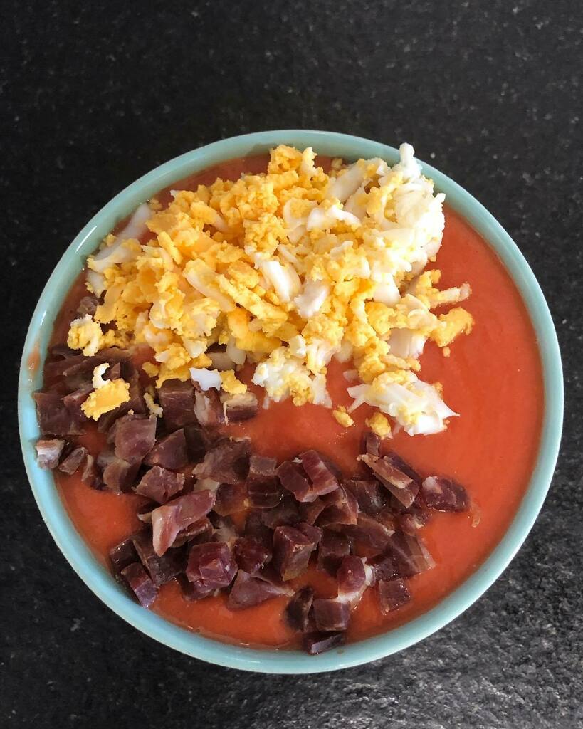 acme_ESP's tweet photo. #canacmes today
. #salmorejo ‘light’ en #cunca
. La madura de @carnedelafinca con cebolla #hectómetrocero caramelizada al #tonkatsu https://t.co/5RDIuHkM8o https://t.co/sV8ipjgipr