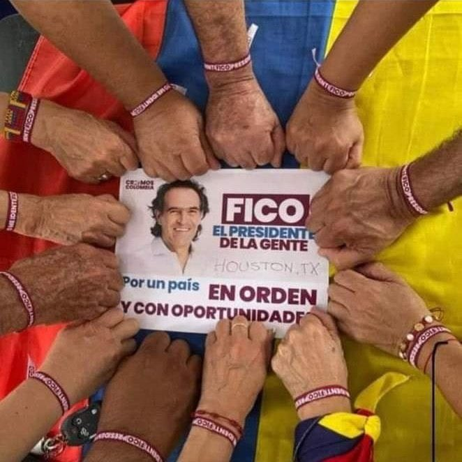pedrocarlomari1's tweet photo. Por la vejez digna de todos los Colombianos, vamos a votar por lo mejor que le puede pasar a Colombia 
#FicoElGanador 
#FicoEs
#SantandereanosConFICO https://t.co/wydnMxD2kd