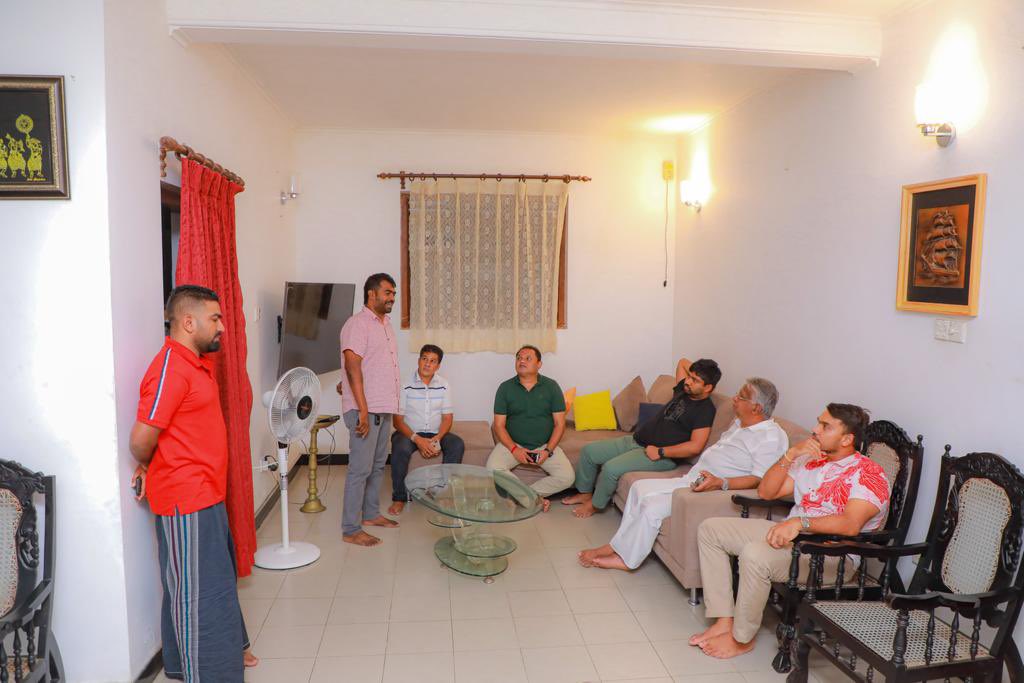 Media_NR's tweet photo. Hon. @RajapaksaNamal expressed his condolences to the family members of late Hon. MP Amarakeerthi Athukorala, who was brutally murdered at the Nittambuwa town on the 9th of May. Hon. MPs @ChanakaDinushan, Thenuka Vidanagamage &amp; Siripala Gamlath were also present on the occasion. https://t.co/9hUscg8cSh