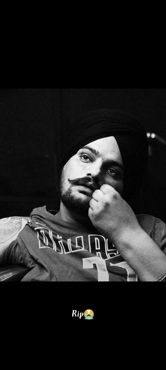 Rockaar0009's tweet photo. Koi asa kaise kar sakta hai is dogli raajneeti ne pta nahi kya kya kar diya....bahut dukh hota hai bhai jab koi insaan itni mehnat karke aage badhta hai or use yeh milta hai 
#RIPSidhuMoosewala 
@iSidhuMooseWala https://t.co/HDbf6ZjkiL