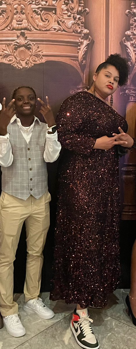 Happy Bornday to my Lay❤️🏀 <a href="/00sowavy/">Layla Wall-Gibson</a> <a href="/CoachG1020/">J.E. Gibson🦏</a> <a href="/QueensConnect/">Queens Connect</a>